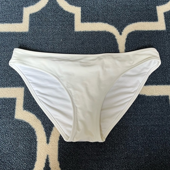 aerie Other - aerie white bikini bottom